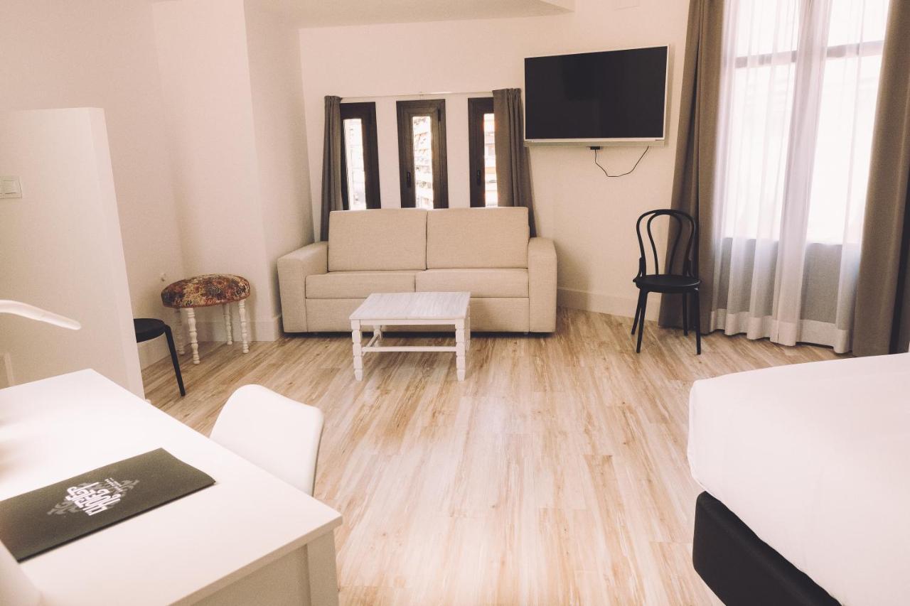 Hotelet Casa Padro Manresa Ngoại thất bức ảnh